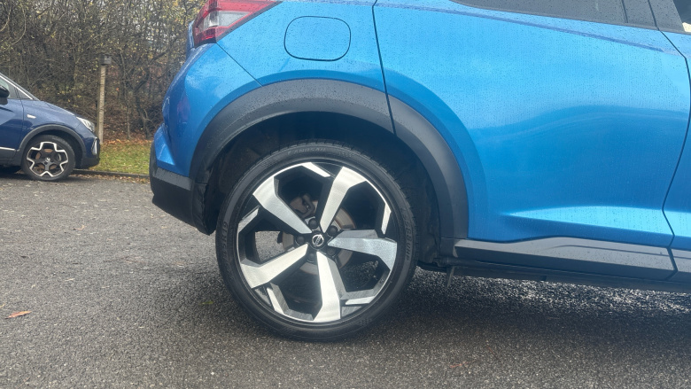 Nissan Juke 1.0 DiG-T 114 Tekna 5dr Petrol Hatchback